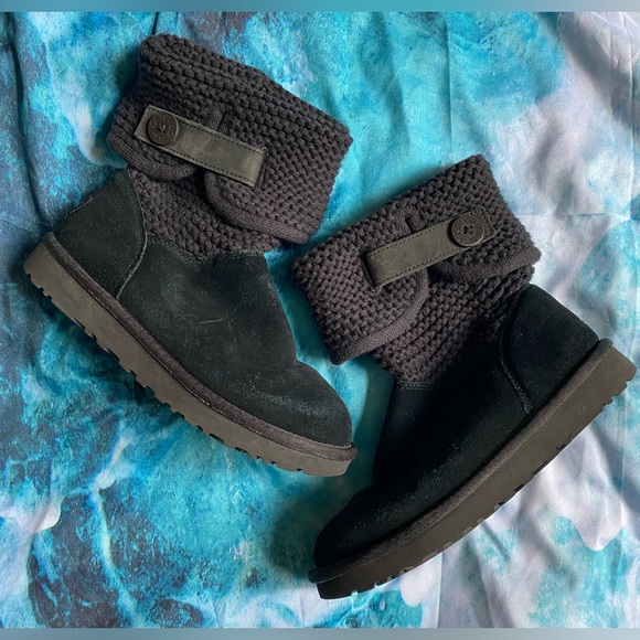 UGG Shaina Sweater Cuff Bootie - Picture 1 of 5